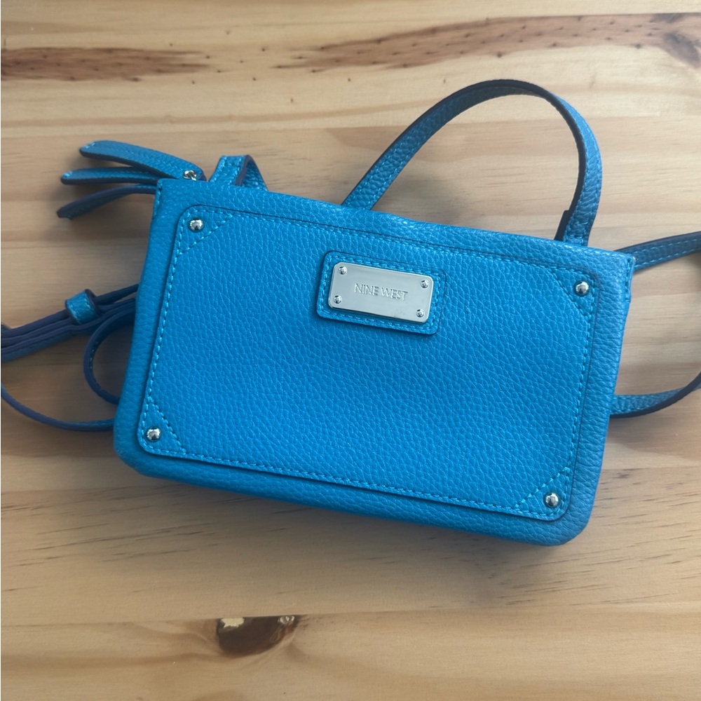 Nine West Teal Blue Silver Zipper Leather Adjustable Crossbody Purse